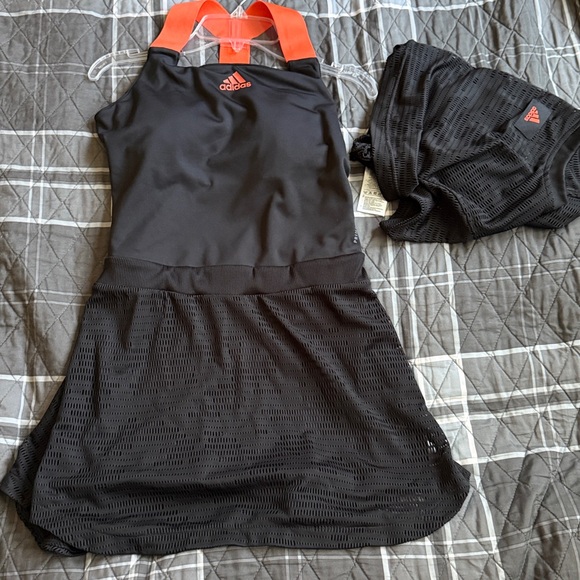 Adidas NWT Allinone Primeblue Black and Orange Tennis Dress Set Sz S Ret $110 - Picture 6 of 9
